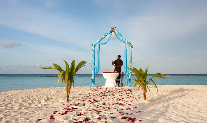 halaveli-maldives-wedding-1.jpg